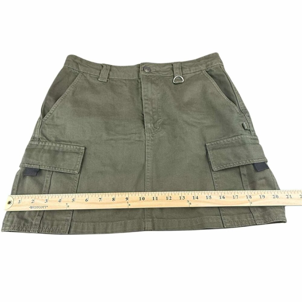 This Women's Mini Skirt in denim cargo green from Forever 21 is a stylish and ve